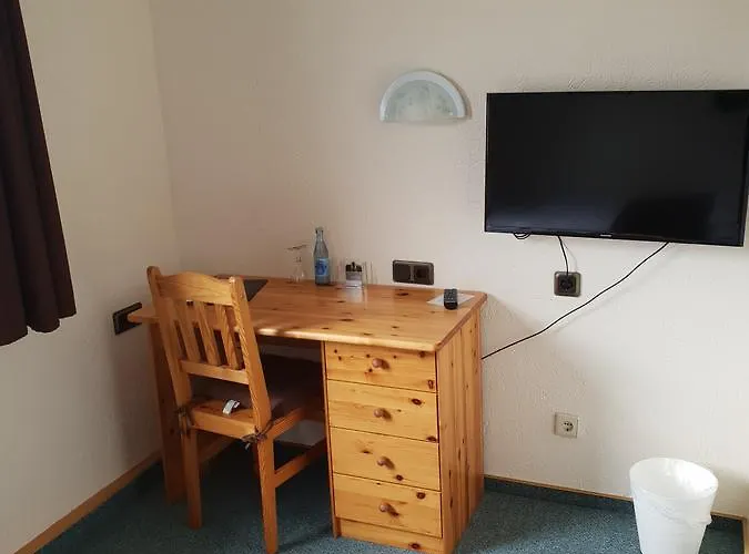 Gruener Baum Отель 3*